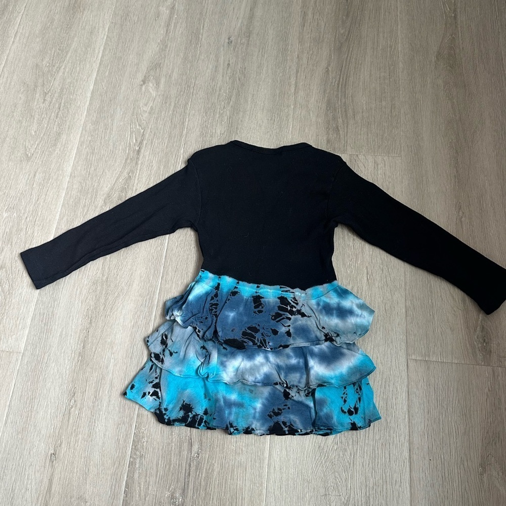 GIRLS Black and Blue Tie-Dye Dress with Heart Design size 3 - Picture 4 of 6
